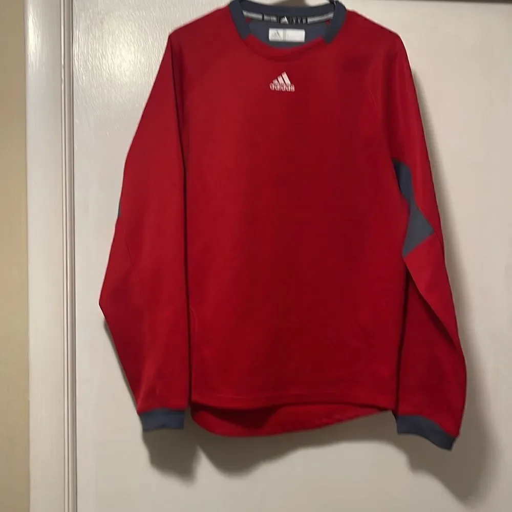 Adidas sweatshirt small